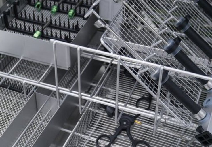 Medical devices for reprocessing in washer-disinfectors